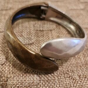 Premier Designs Cali Spring hinge antiqued finish bracelet brass silver tone new